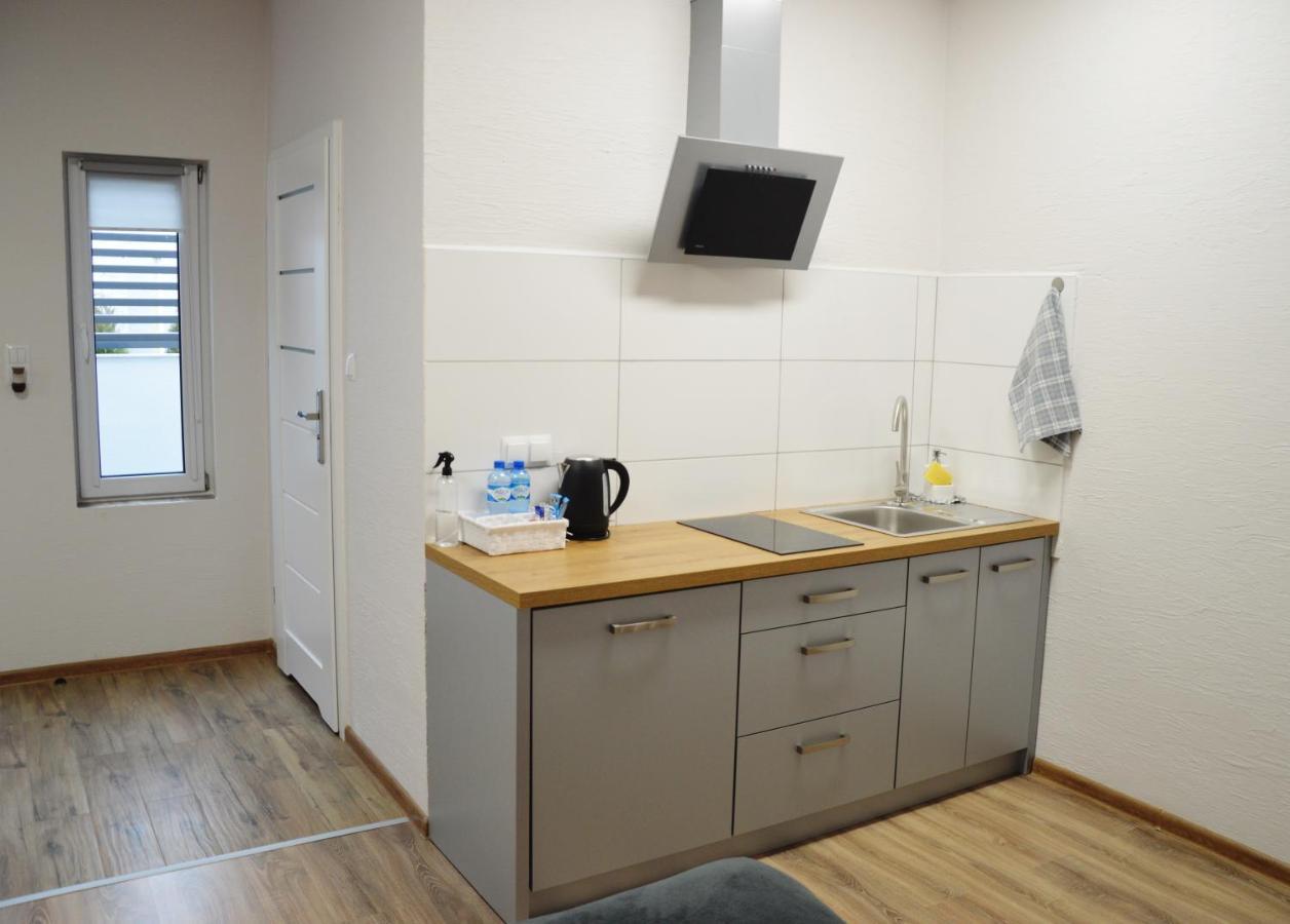 Hostel Adabet24 Kepno Eksteriør billede