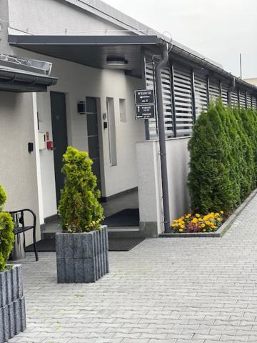Hostel Adabet24 Kepno Eksteriør billede